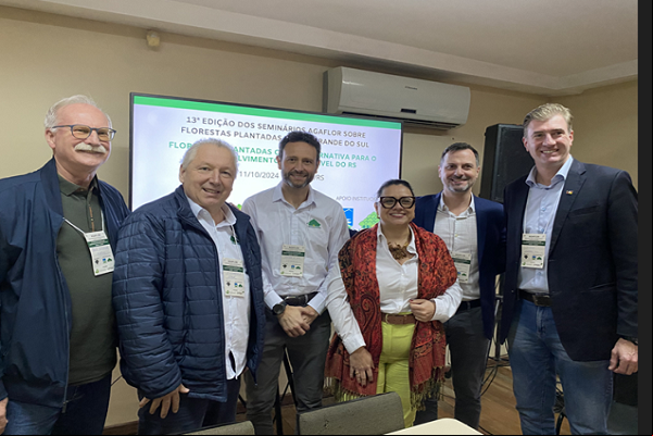 SINDIMADEIRA-RS PARTICIPA DA 13ª EDIÇÃO DOS SEMINÁRIOS AGAFLOR SOBRE FLORESTAS PLANTADAS EM PELOTAS